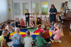 5-PHOTO-2023-03-27-13-42-13