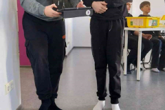 10